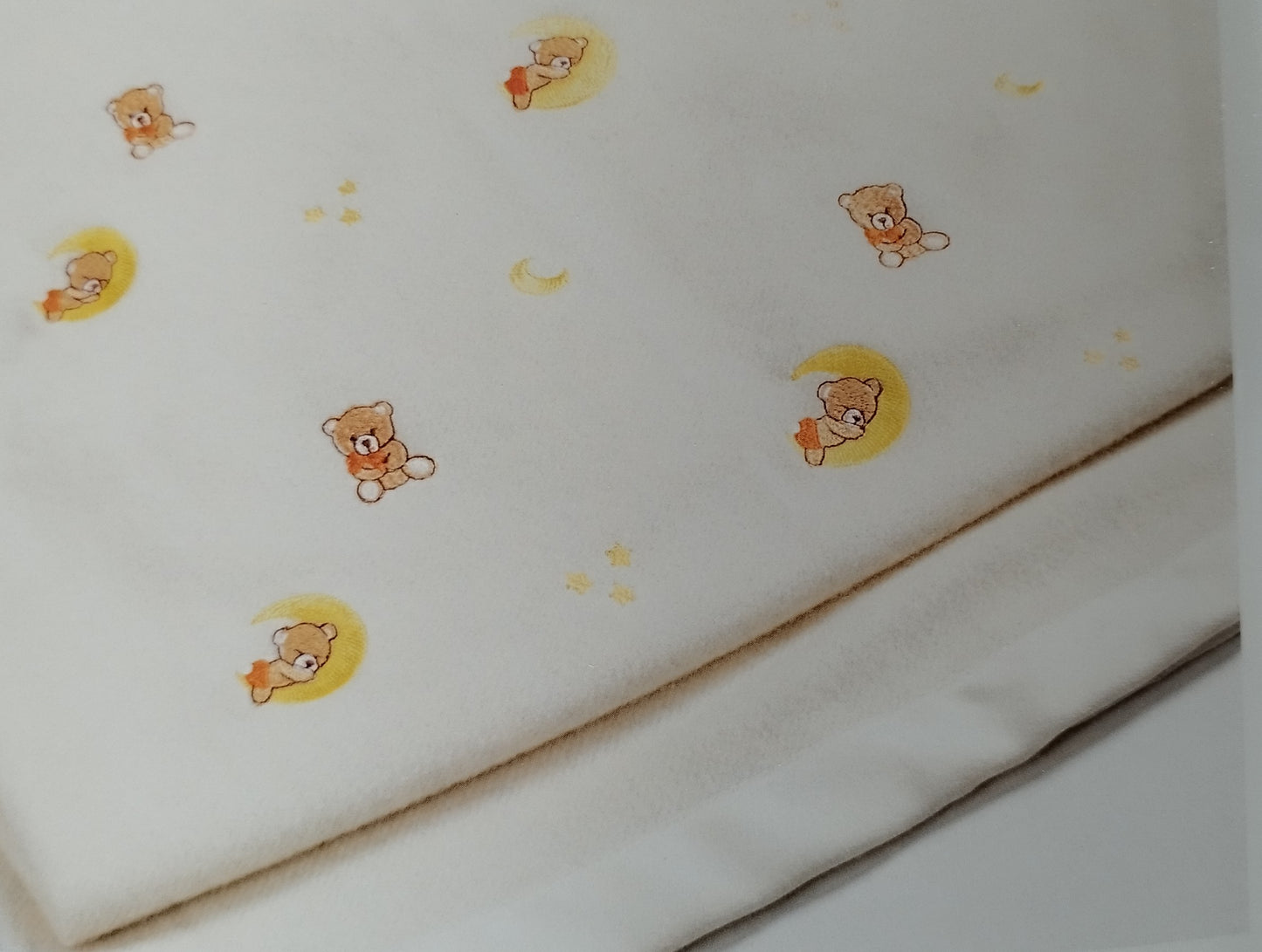 SPRING CRIB BLANKET WITH EMBROIDERED BEARS COCCOLE | Pure cashmere