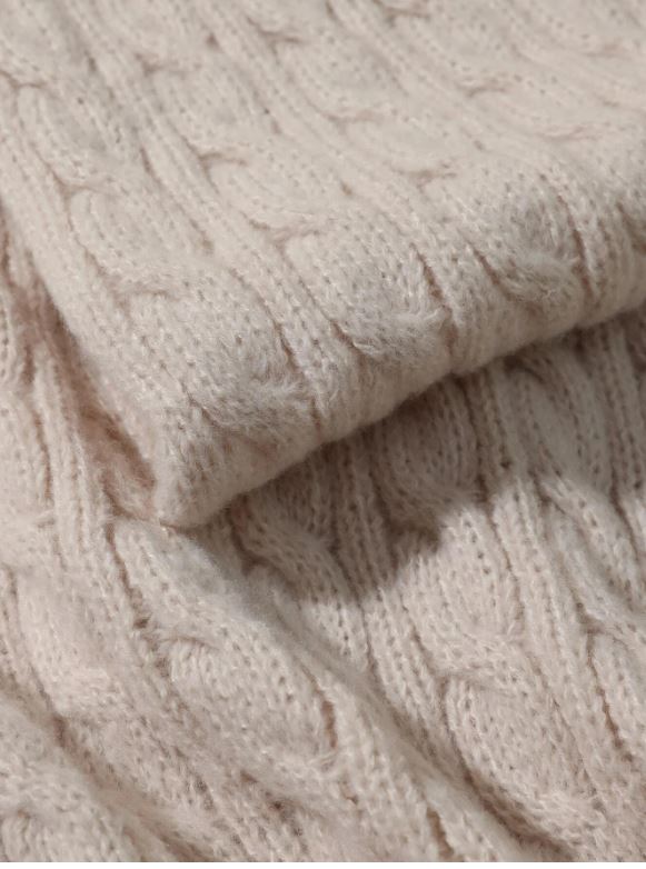 KNITTED SCARF WITH PLAIT  | Pure cashmere extrafine